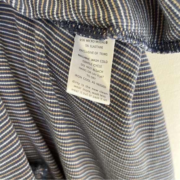 Toad & Co women’s t-shirt - size S - Picture 11 of 11